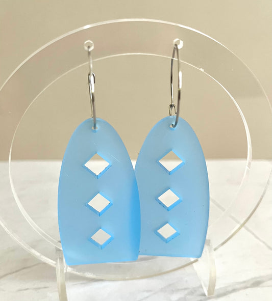 Arch Cutout Earrings: Frosted Sky